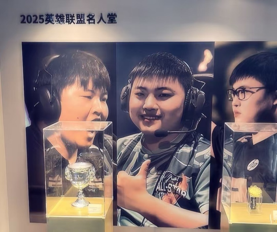 Uzi伤愈复出，刷新纪录首场表现抢眼，湖人球迷欢呼！